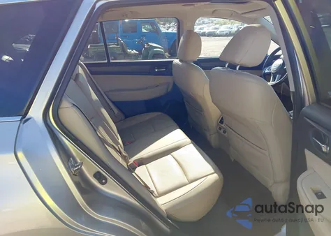 2015 Subaru Outback 2.5I Limited из США, поврежденный, VIN 4S4BSBNC8F3290427